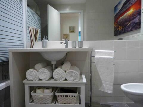 Bairrus Lisbon Apartments Mourisca Bagian luar foto